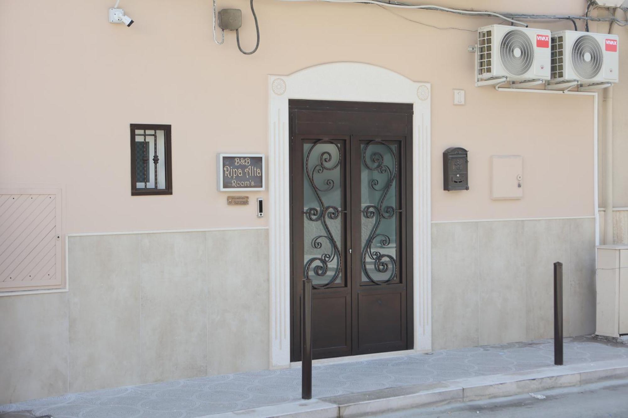 Ripa Alta Room'S Cerignola Exterior foto